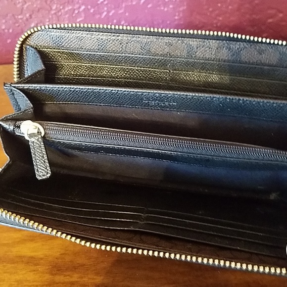 Coach wallet - Picture 3 of 3